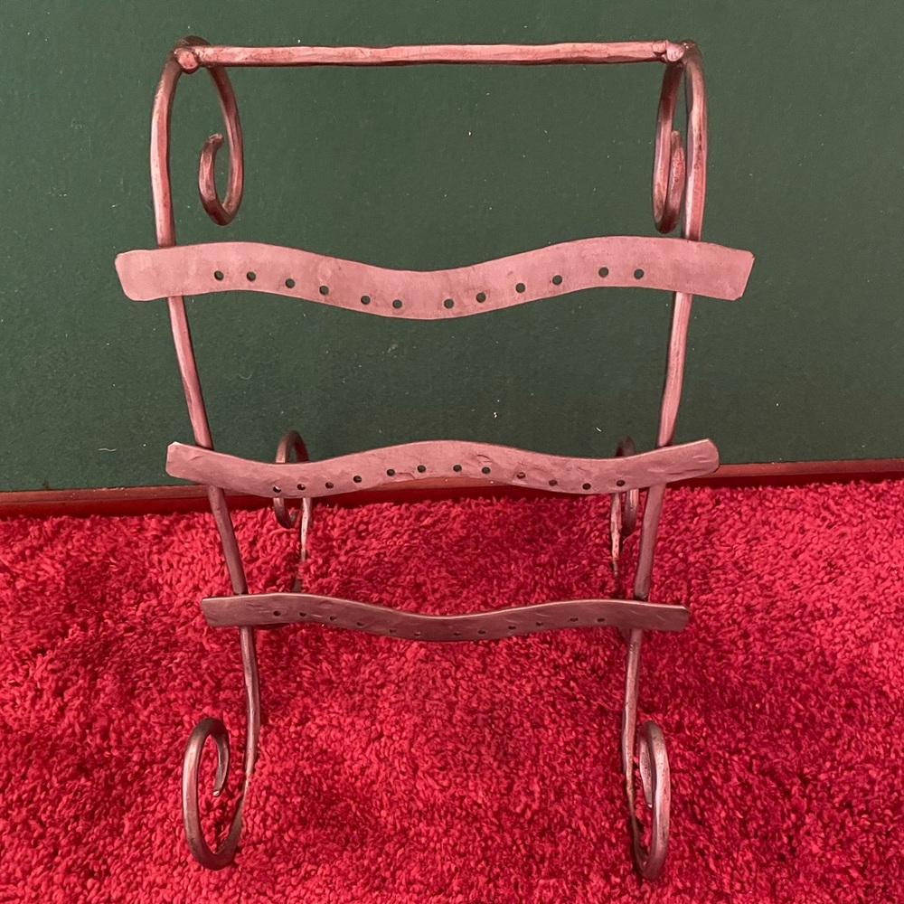 Sundance rustic sculptured steel jewelry rack for earrings and necklaces